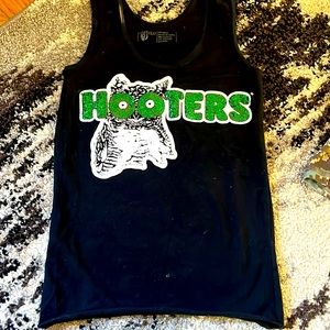 Hooters uniform for st. Patrick’s day. Size xxs